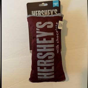 Hersey dog crinkle toy new